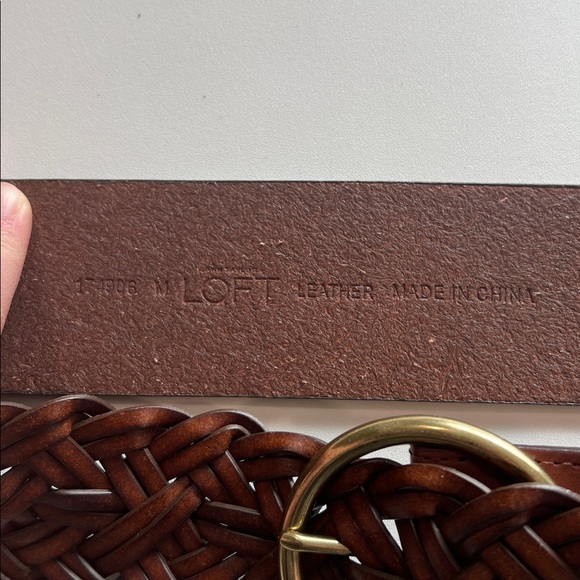 LOFT - M, Brown Leather Braided Belt with Brass Buckle - Picture 4 of 7